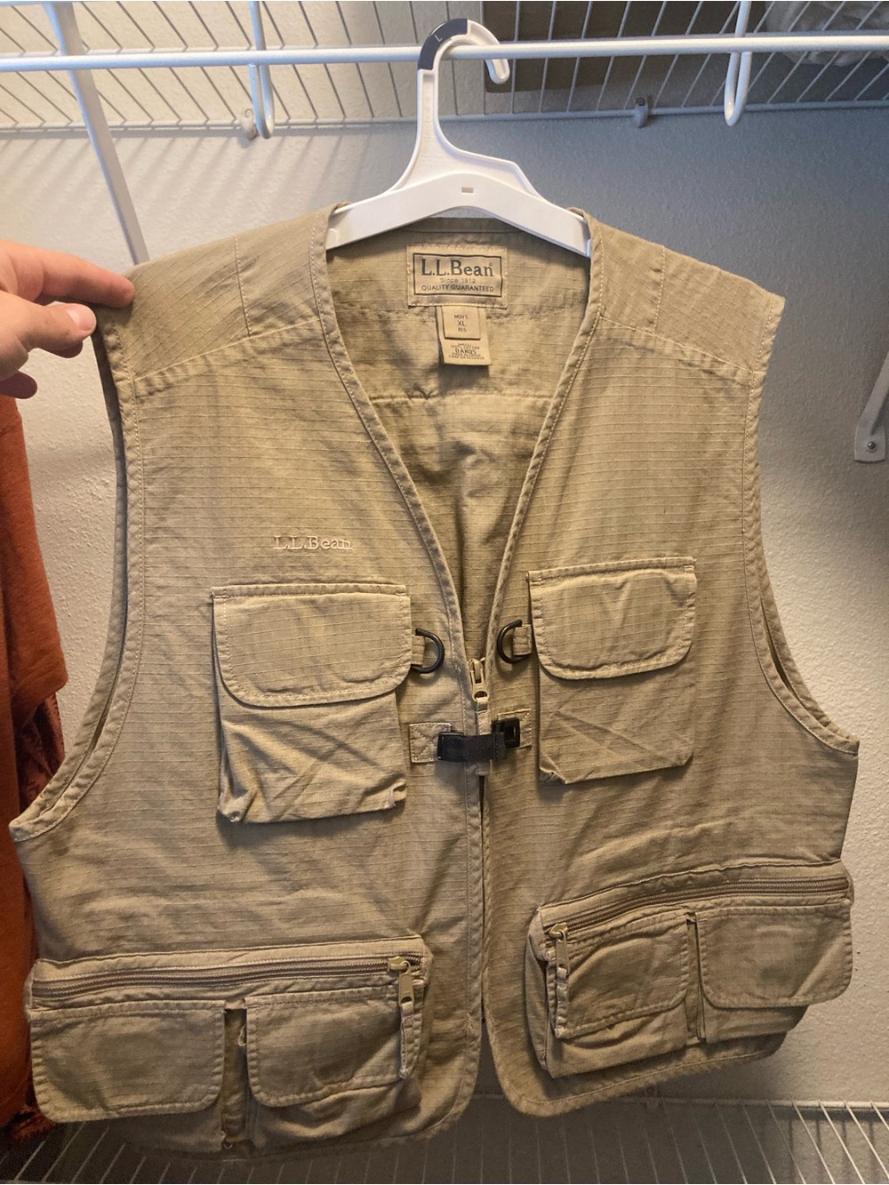 L.L. Bean Men’s Olive Khaki Field Vest with Multiple Pockets